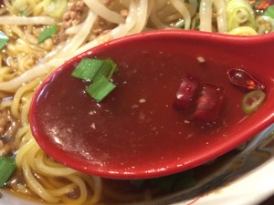 名駅西口の中華料理店で食べられる冷やし台湾ラーメンのランチセット