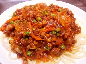 レシピ｜名古屋の給食の味を自宅で再現！「おぼろみそめん風スパゲッティ」