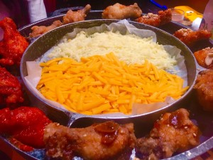 栄｜K-POP、チキン、チーズ好き必見！本場の味が楽しめる韓国料理店