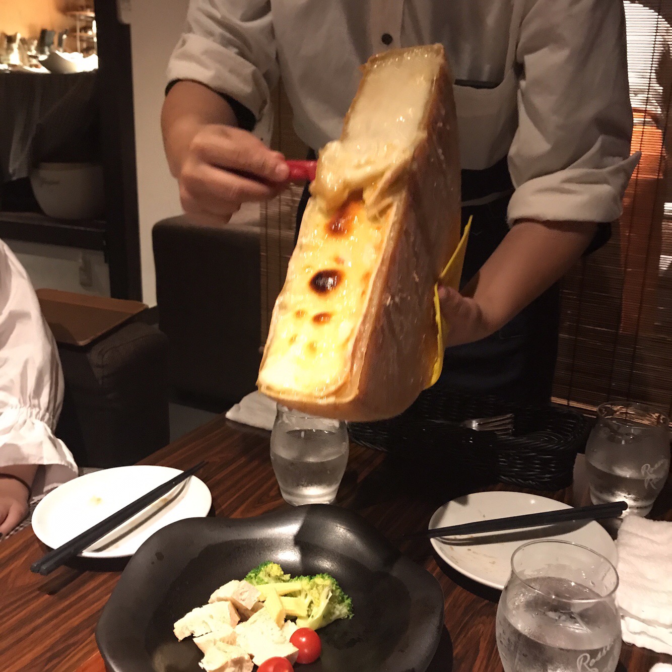高岳｜鮮度の高いチーズが食べられる、古民家風なチーズ料理専門店