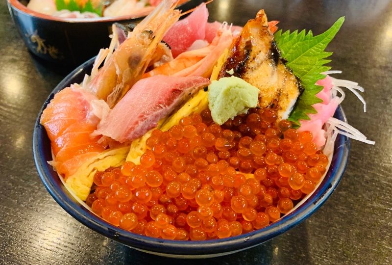中村区役所｜コスパ抜群！おいしくてインスタ映えする海鮮丼がいただける昔ながらの寿司店
