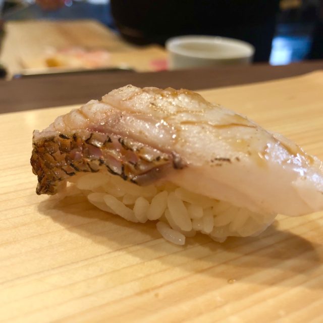国際センター｜立ち食いスタイルならではのコスパ！カジュアルに楽しめる本格江戸前寿司