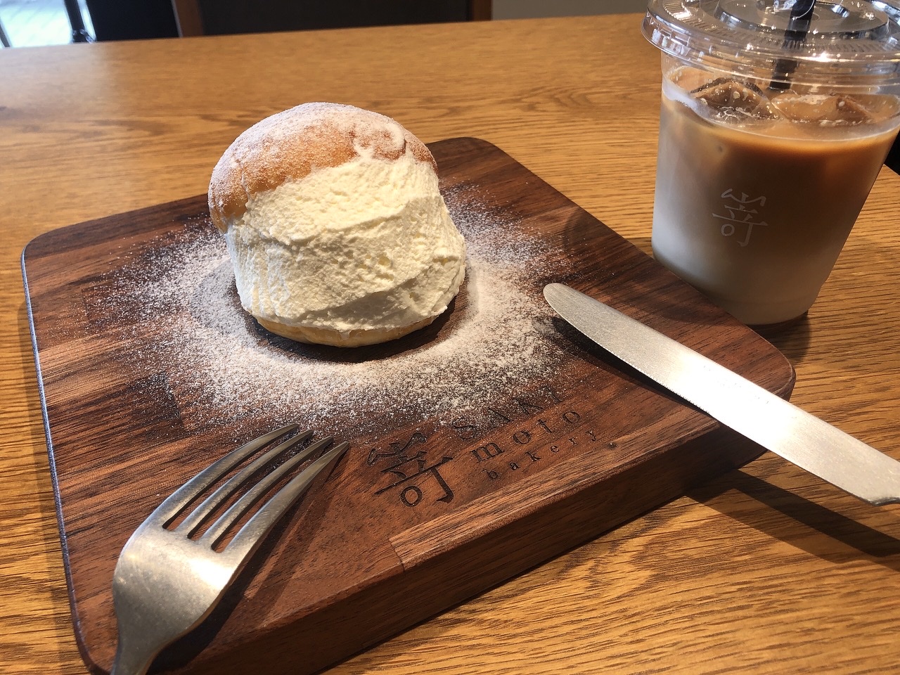 矢場町｜高級食パン専門店が手がける！話題のクリームたっぷり新スイーツとは？