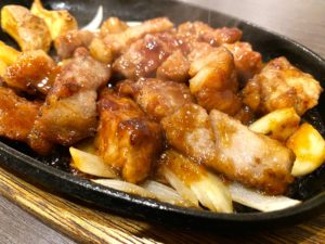 太閤通｜がっつりお肉が食べたい時に！喫茶店で食べるボリュームたっぷりな「トンテキ」で満腹ディナー