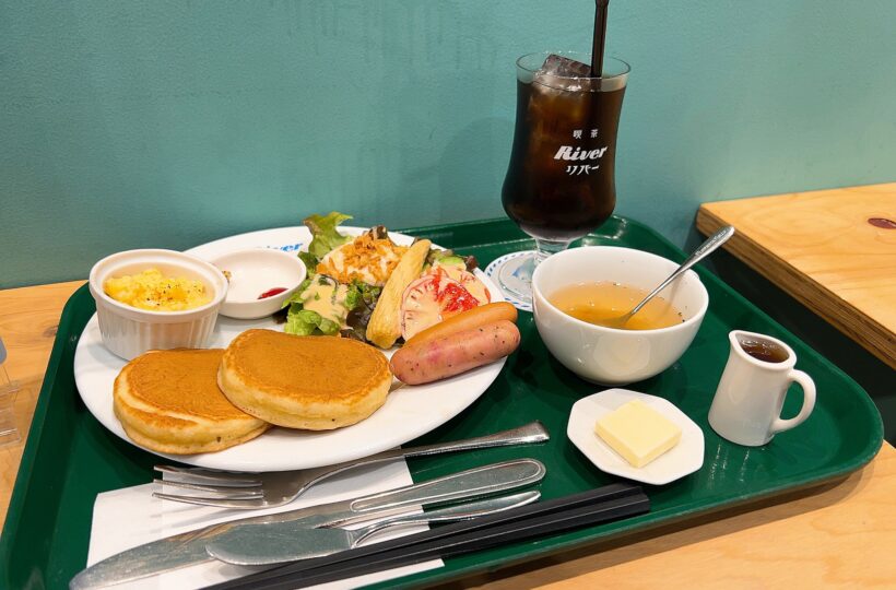 名駅｜名古屋文化を堪能できる居心地の良いレトロポップな喫茶店