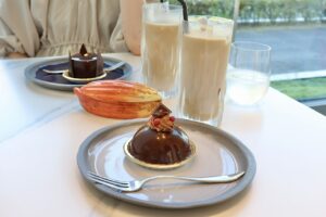 覚王山｜とろける濃厚ケーキが一押し！内装も素敵なチョコレート専門店