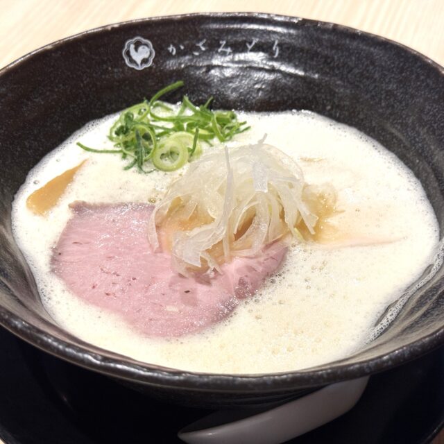 上前津｜稲沢市発の濃厚鶏白湯ラーメンに感激♪平日ランチ限定のサービス「〆茶漬け」は必食の美味しさ