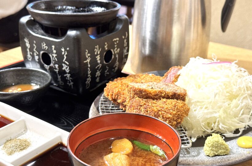 伏見|京都発の牛カツ専門店!柔らかレアなサーロインカツと肉汁ジューシーなメンチカツを楽しめるランチ限定の豪華御膳