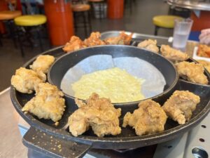 春田｜まるで本場の韓国市場！屋台のような店内でいただく、選べる食べ放題が魅力の韓国料理店