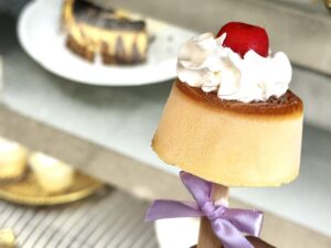 上前津｜チーズケーキとプリンが好評！人気パフェ専門店が展開するスイーツスタンドで楽しむ映え感抜群なアイスクリーム