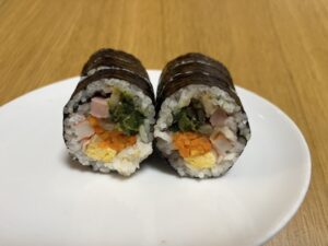 中村公園｜色鮮やかな見た目に食欲がそそられる！種類豊富なキンパ