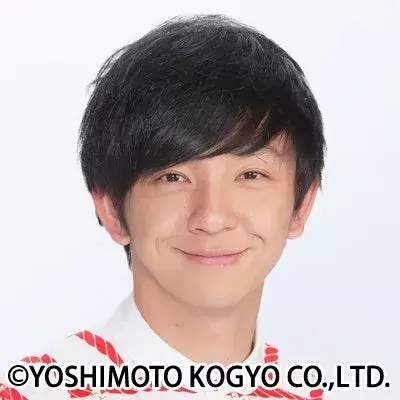 笑顔の男性のポートレート。パンサー向井さん