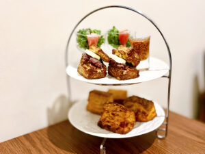 伏見｜記憶に残るおいしさ！酵母スコーン3種食べ比べのアフタヌーンティーが魅力のカフェ
