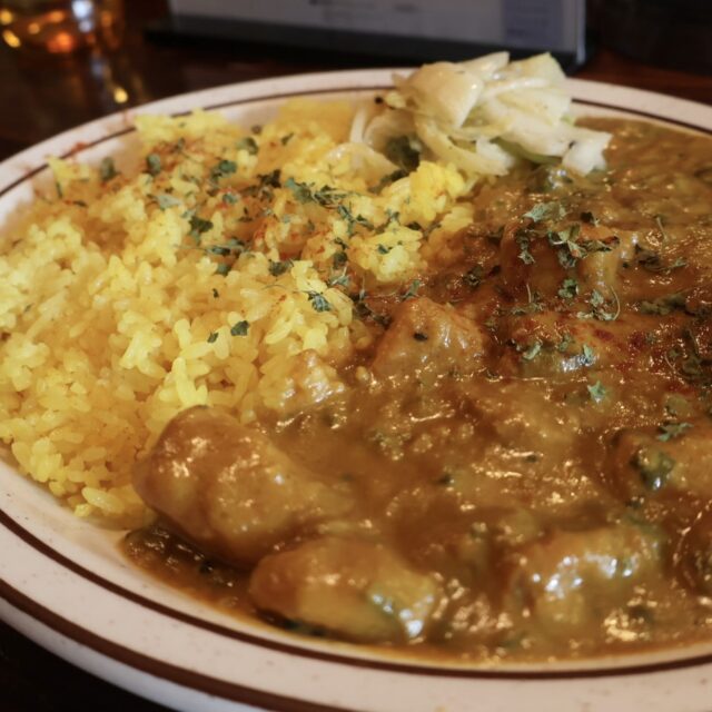 御器所｜ほろほろチキンとスパイスのコクが染みわたるスパイスカレー専門店