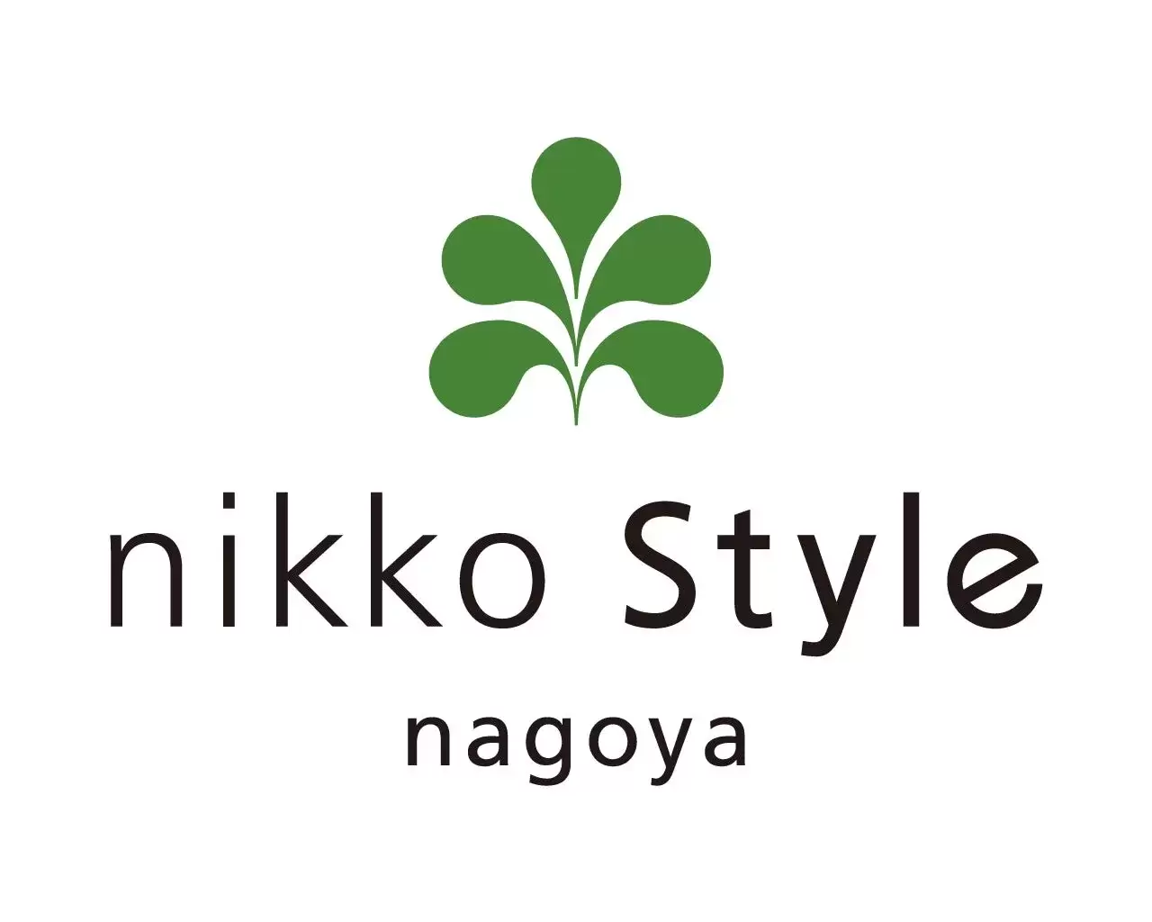 白地に、緑色の葉のマークと「nikko Style nagoya」の文字が描かれたロゴ。