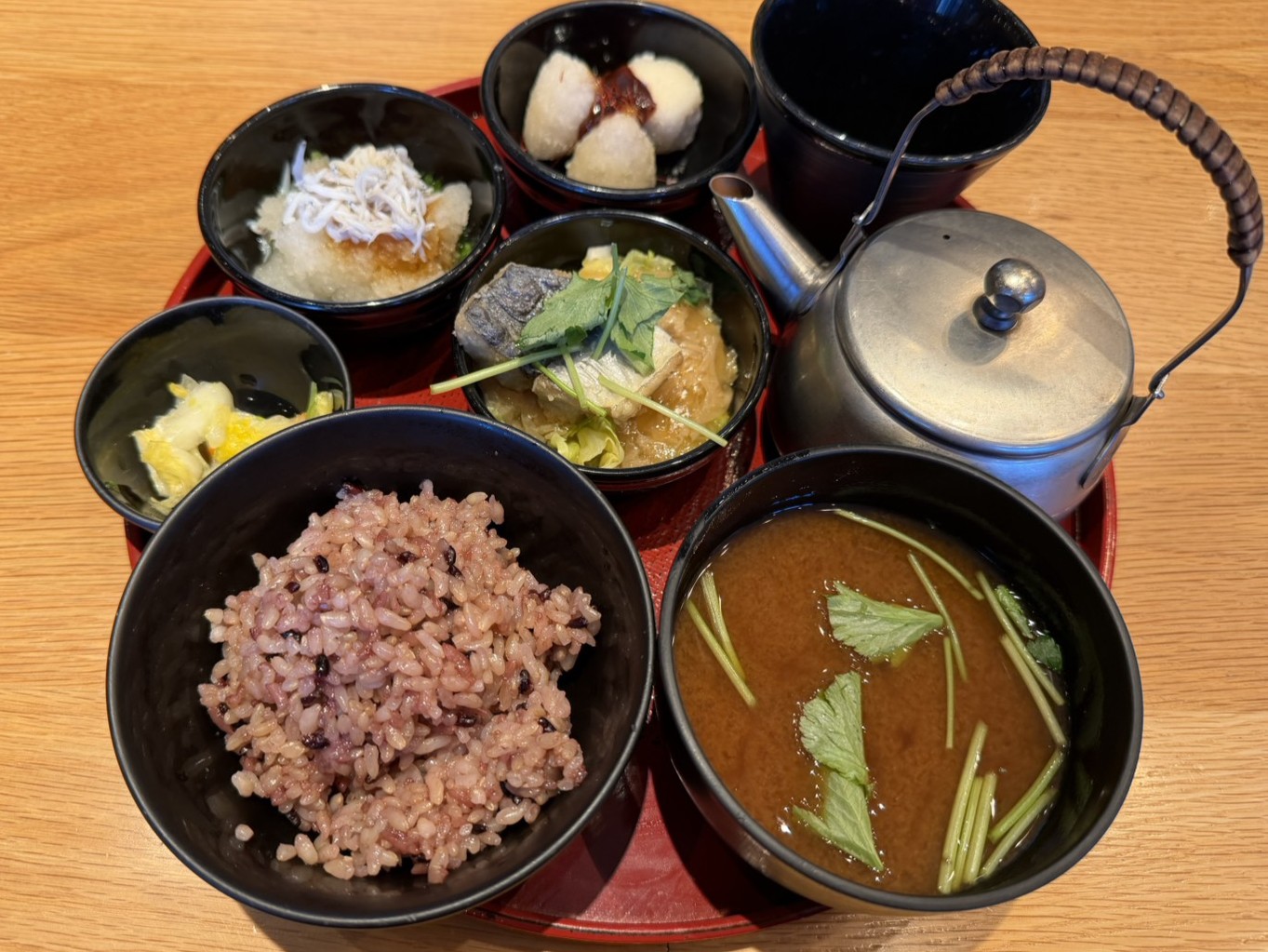 名駅｜ほっと一息つける空間で味わう、やさしい和の時間