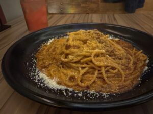 栄｜隠れ家で本格的な料理とカクテルに酔いしれる魅惑の時間