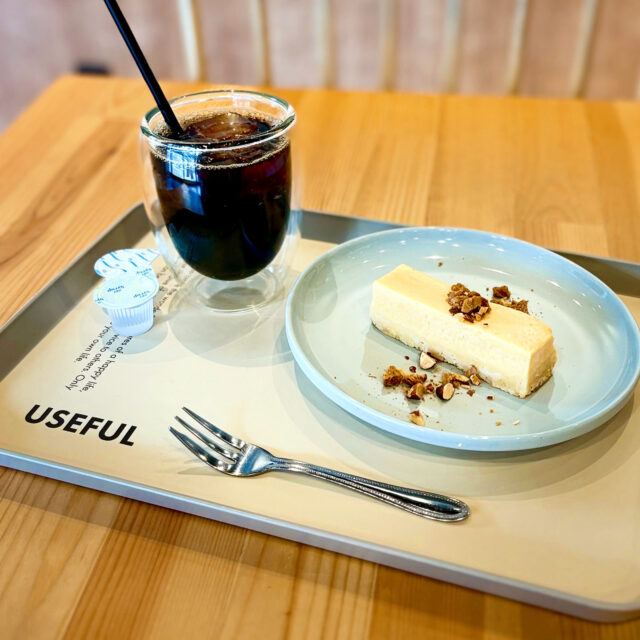 丸の内｜コンセント完備◎米粉チーズケーキとコーヒーで心も体もゆったりできるカフェ