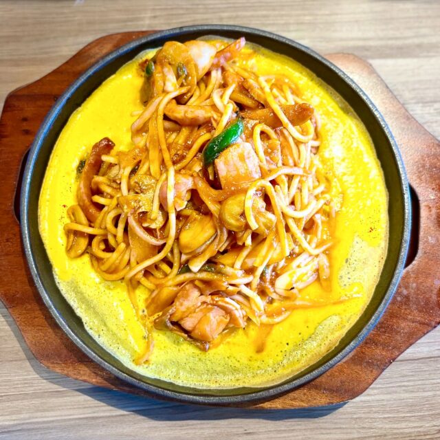 徳重｜駐車場あり◎店内の至る所に名古屋愛たっぷ！あんかけスパや鉄板ナポリタンが人気のお店