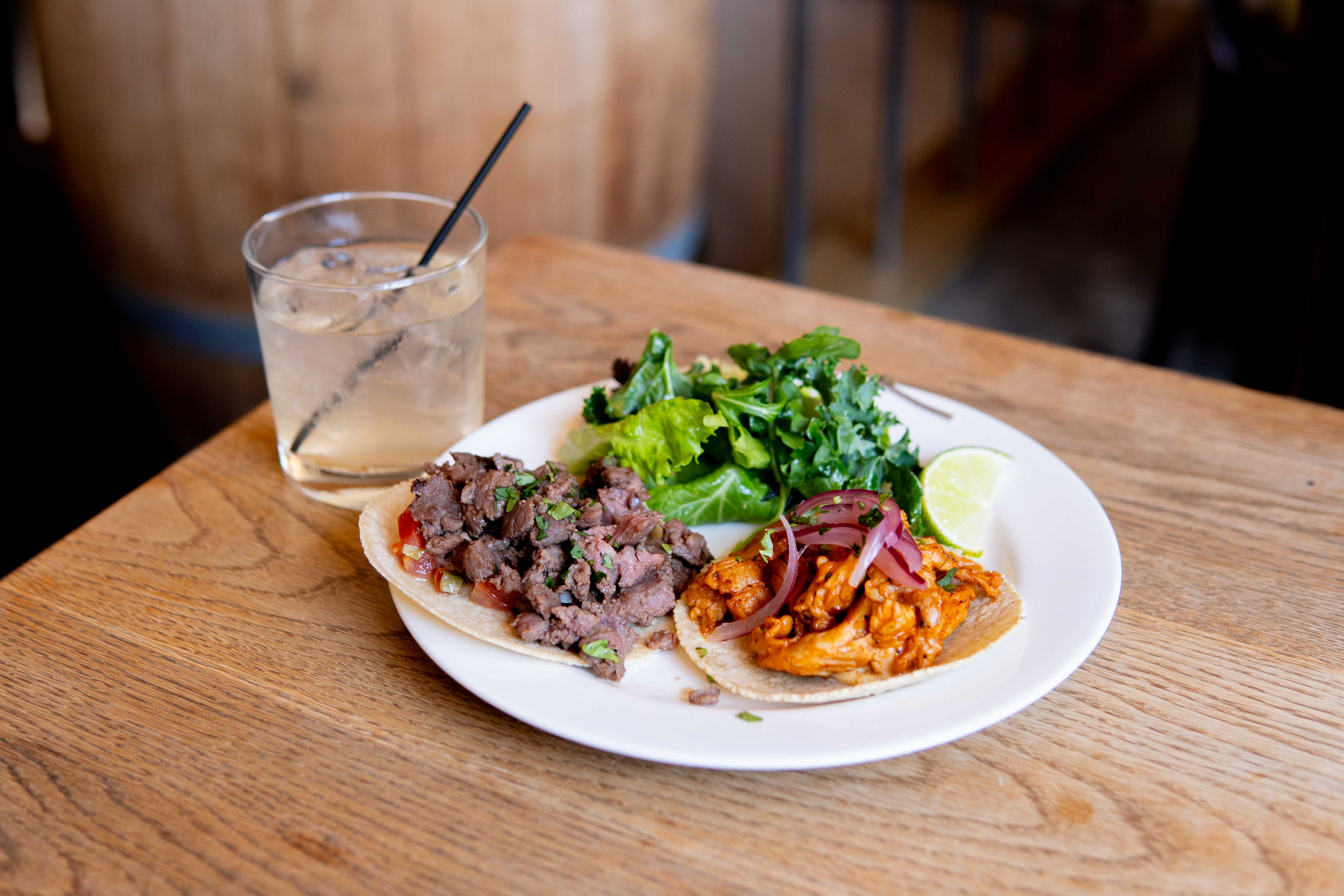 丸の内｜ランチ限定！ビストロシェフが手がける、ハイセンスな創作タコス専門店