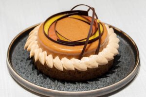 ジャパン・ケーキショー東京で銅賞を受賞した、ラグジュアリーホテル「TIAD」の若手パティシエによるケーキが、ついに一般販売！