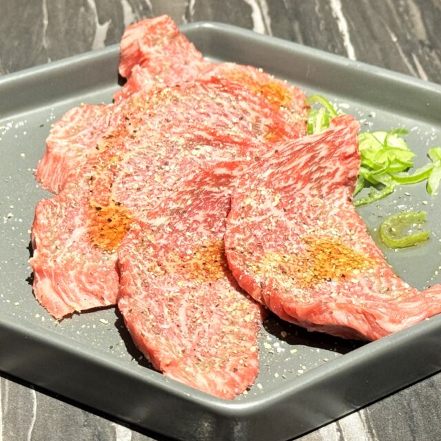 栄｜サシ入りの上質なお肉と土鍋炊きコシヒカリの銀シャリのコラボ！特別な日に使いたい個室完備の焼肉専門店