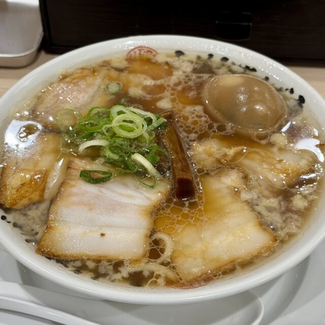 名駅｜大阪・福島の人気ラーメン店の新業態！半濁豚骨×こだわり麺が美味しい中華そば専門店