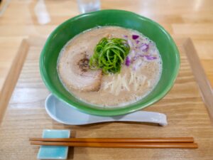 ナゴヤドーム前矢田｜カフェのような空間で味わう本格鶏白湯！食後のコーヒーまで楽しめるラーメン店