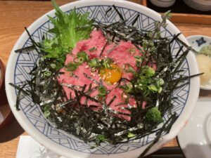名駅｜名古屋の中心で新鮮な海鮮を。昼も夜も楽しめるお寿司屋さん
