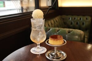 上前津｜固めプリンに色味が可愛いクリームソーダ！どこか懐かしい雰囲気が漂う純喫茶
