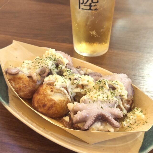今池｜イイダコのプリッと食感がたまらない♪カフェ＆バーのようにおしゃれなたこ焼き酒場