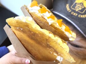 矢場町｜店内には可愛いにゃんこがいっぱい♪薄焼きサクサクの生地が美味しいクレープ専門店