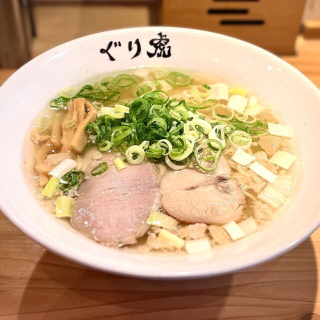 ささしまライブ｜ラーメン屋なのにカフェのような雰囲気。有名グルメガイド掲載のラーメン屋