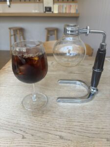 尼ヶ坂｜サイフォンで淹れるスペシャルティコーヒーとこだわりドライカレー
