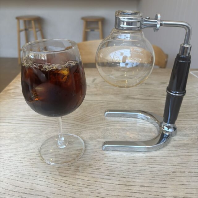 尼ヶ坂｜サイフォンで淹れるスペシャルティコーヒーとこだわりドライカレー