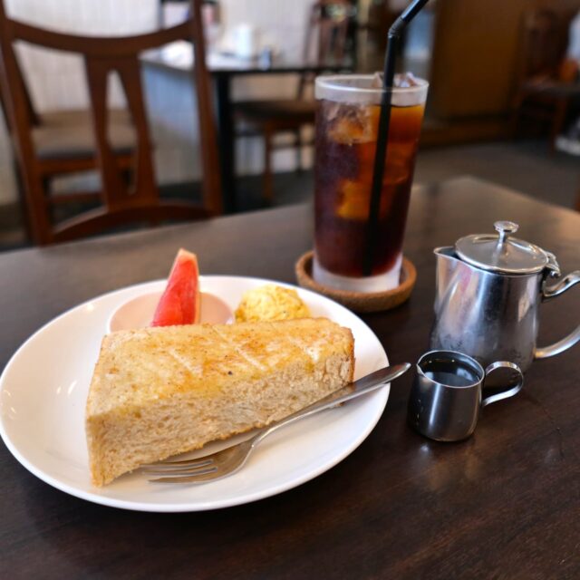 御器所｜厚切りトーストと濃厚プリン味のロールケーキ！地元で愛される珈琲店で過ごす朝のひととき