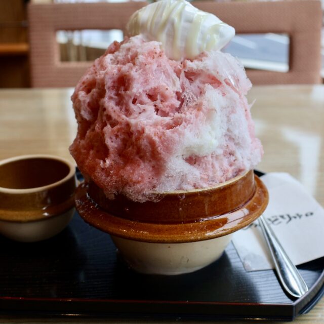 上前津｜釜飯の容器で提供！？ふわっふわの氷が楽しめるかき氷専門店