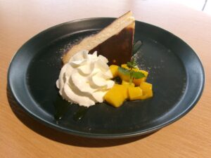 鶴舞｜とろけるバスクチーズケーキに一目惚れ！「STATION Ai」で見つけた、内緒にしたいおしゃれカフェ