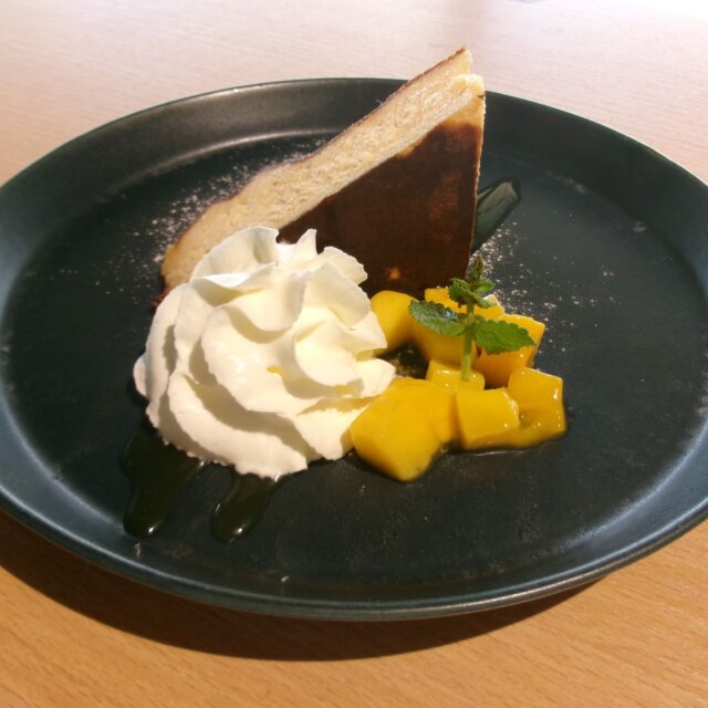 鶴舞｜とろけるバスクチーズケーキに一目惚れ！「STATION Ai」で見つけた、内緒にしたいおしゃれカフェ