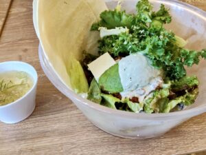栄｜野菜たっぷりのヘルシーランチ！栄のビルに佇む隠れ家おしゃれカフェ