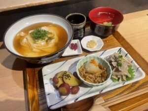 覚王山｜おひとり様も立ち寄りやすい◎温かみのある店内で楽しめるおばんざいランチ