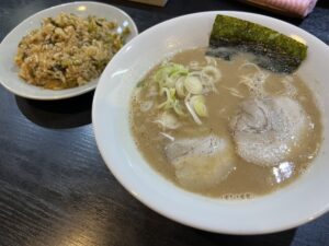 徳重｜本場の味を名古屋で味わう！極限まで旨味が凝縮された久留米豚骨ラーメン